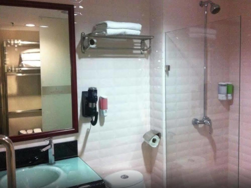 Nouvelle Hotel Johor กูไล ภายนอก รูปภาพ